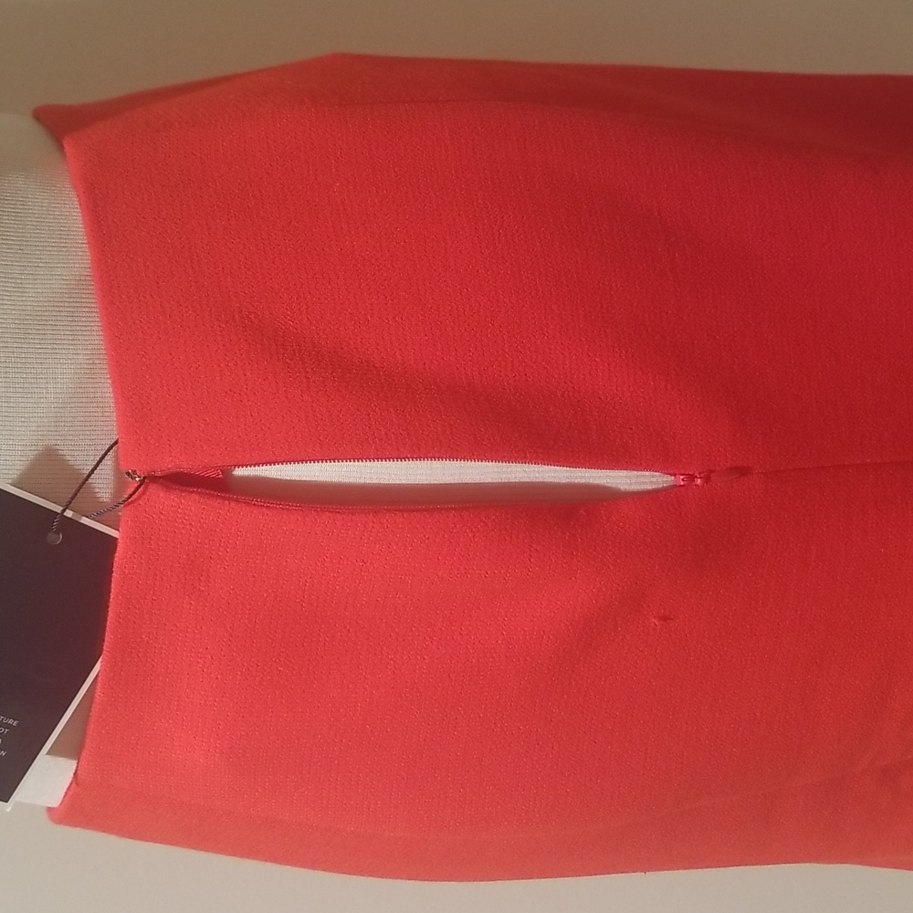 Authentic Oscar de la Renta midi - Picture 6 of 10
